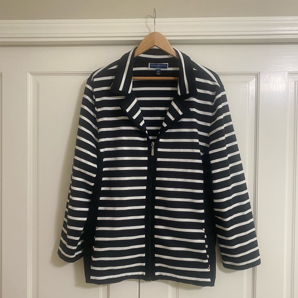 Black/White Striped Sport Over Jacket